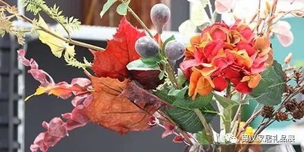 鲜花、花艺制品仿真花、干花与丁腈橡胶易燃吗