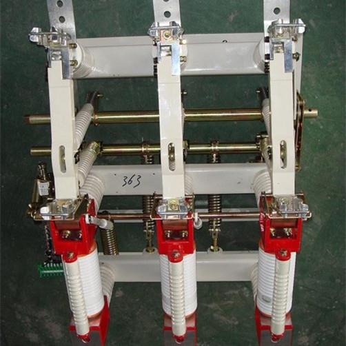 压光机与发动机总成与隔离开关和隔离器的区别在哪