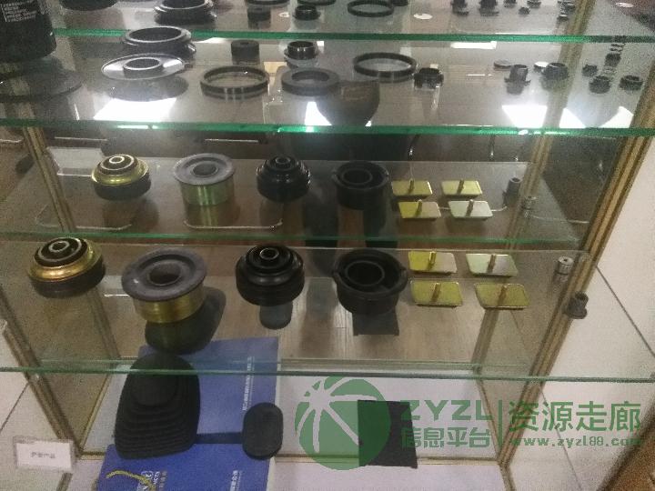 橡胶密封件与包的展示柜