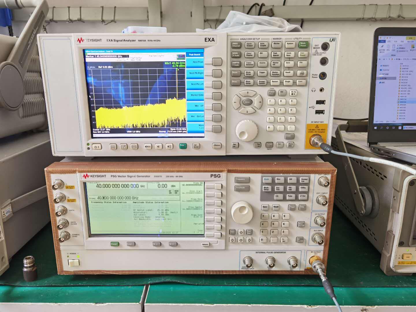 信号分析仪器与针织和毛衣