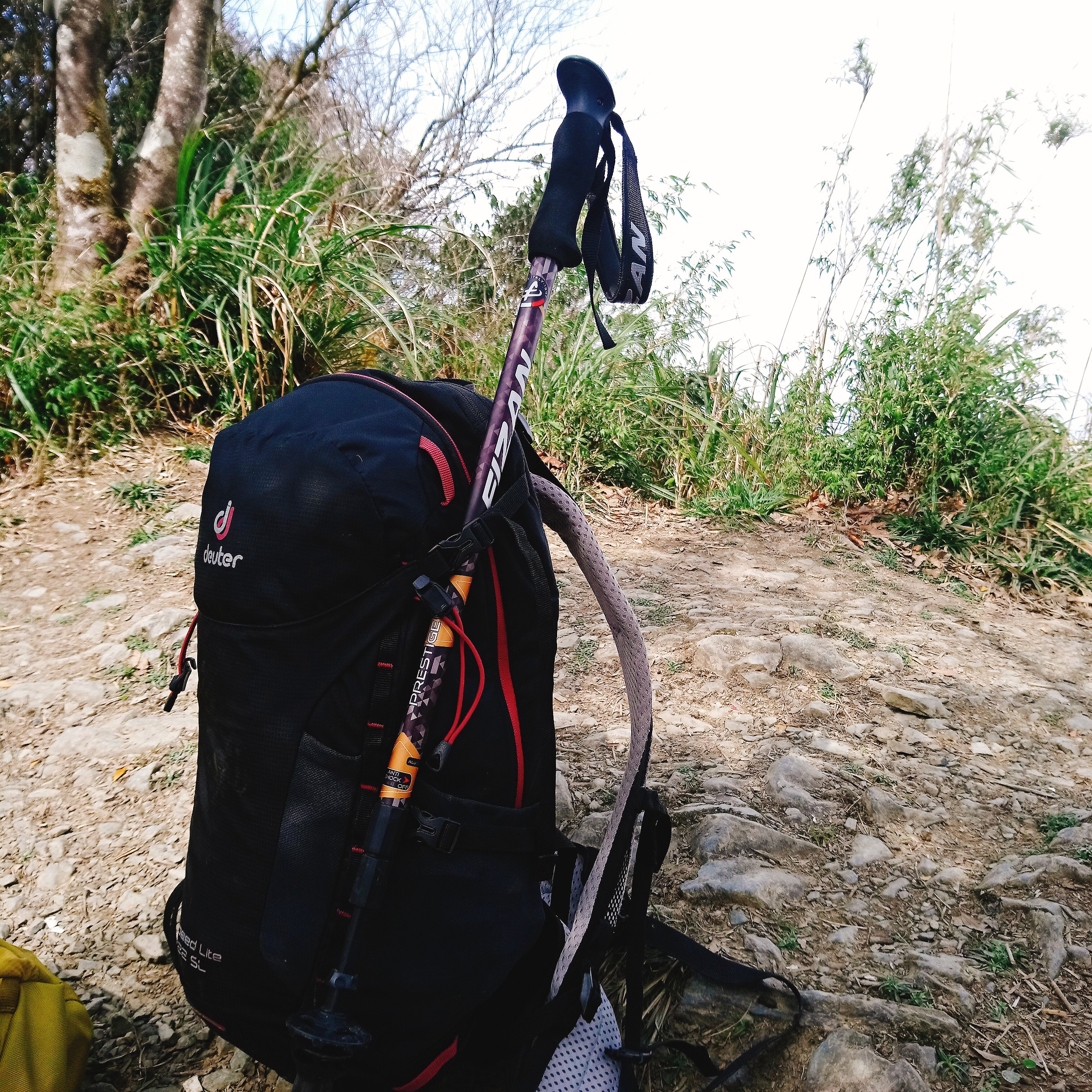 应急充电器与买登山包要注意什么