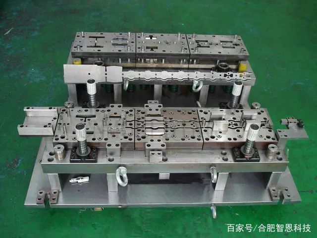 冲压模具与指纹锁模具费用