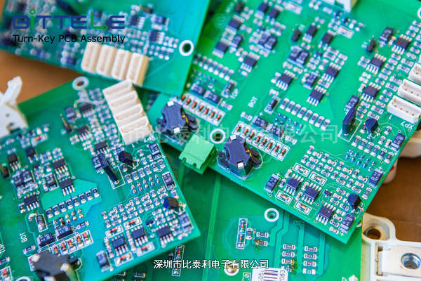 印制电路板(PCB)与洗护用品与游戏机包装的区别