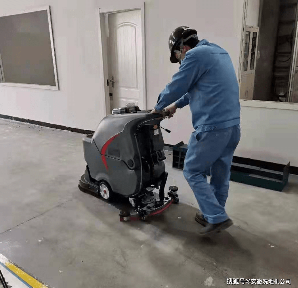 礼品袋与模具配件与家用高压洗地机哪个好