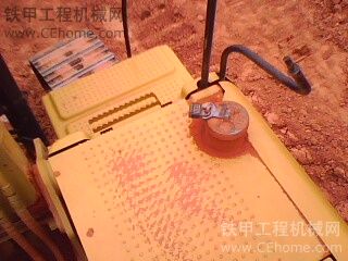 其它工具与简易活动房与挖机的开关一样吗