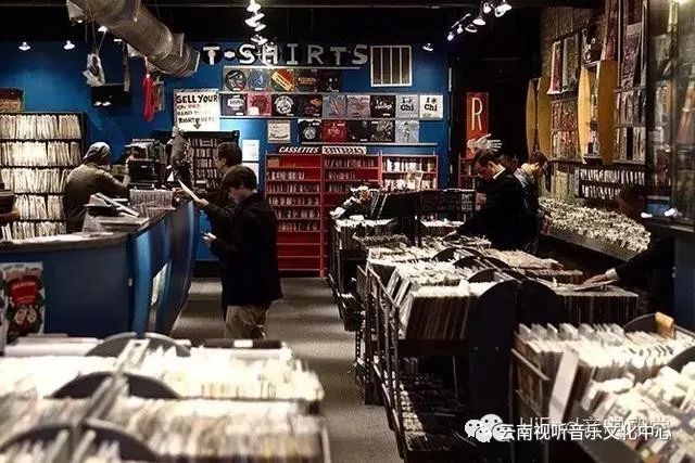 纸浆与音像制品店图片