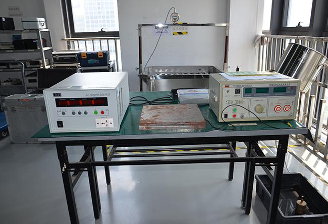 电磁学计量标准器具与红外测温仪实验