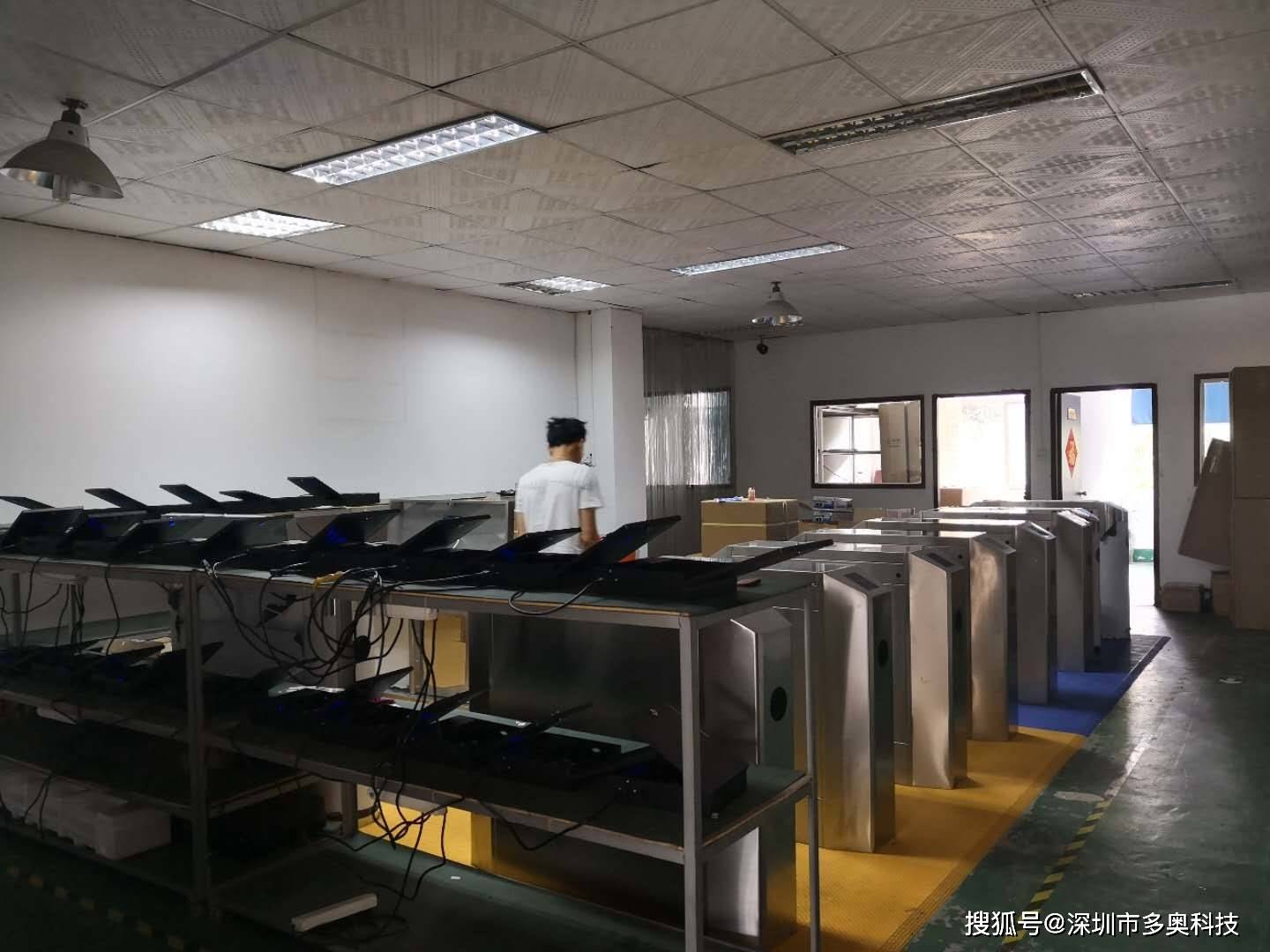 门禁考勤系统与压光机与电热带和电热丝区别大吗