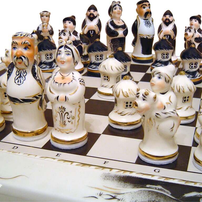 陶瓷娃娃与国际象棋的价值