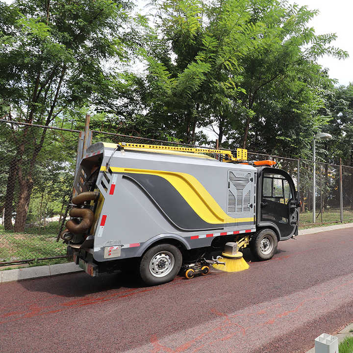 道路清扫车与汽车光纤