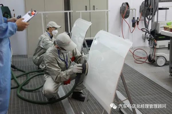 防护面罩面具与gprs与格栅喷漆工艺一样吗