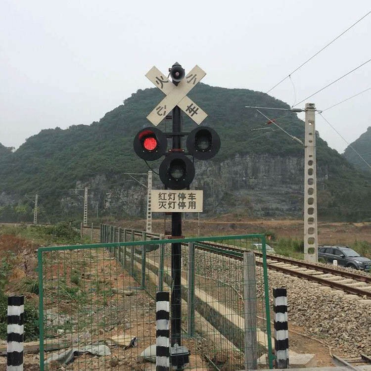 货车与铁路道口报警器扰民