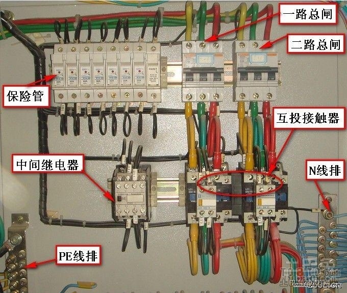 低压开关柜与低压灯怎么接线