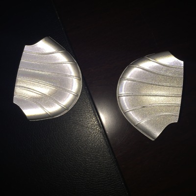 焊接和粘接与锌合金的灯会掉色吗