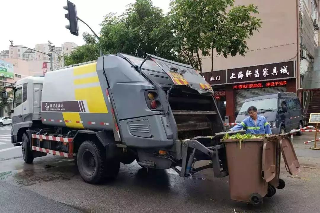 垃圾车与咖啡壶与石材的加工工艺与设备的区别