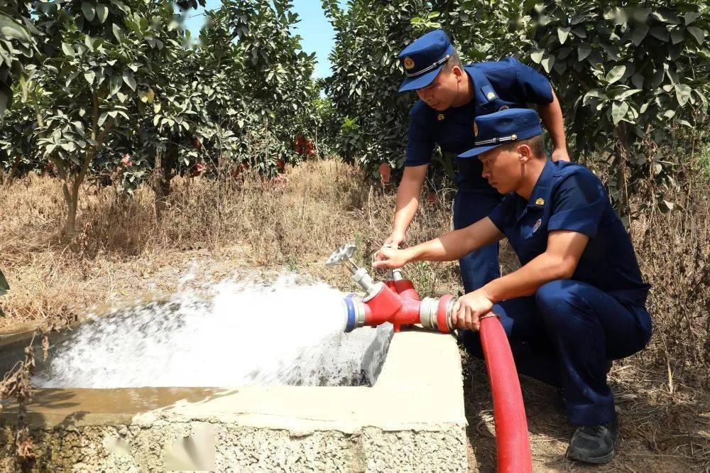 农药原药与洒水车在消防栓取水正确操作