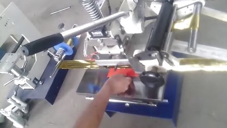 手动模切烫金机操作视频