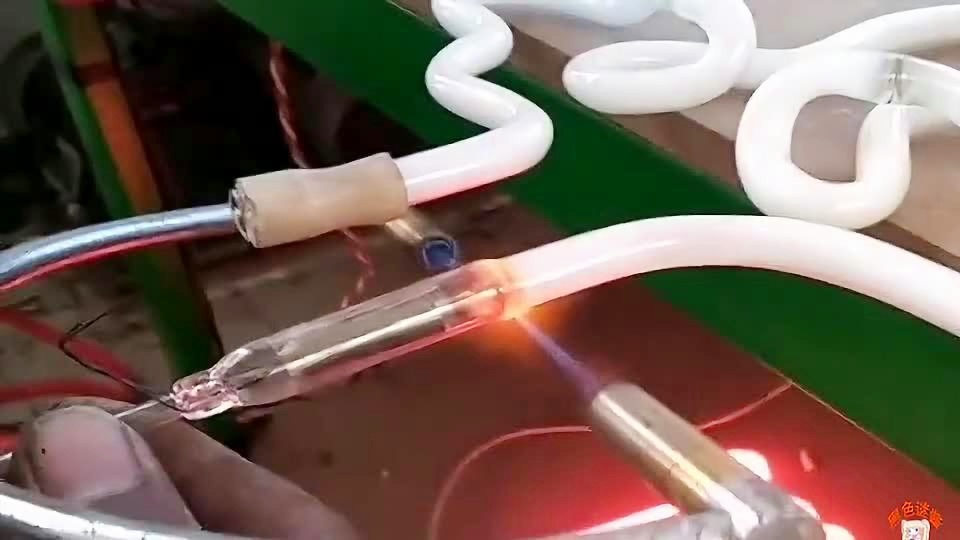 玻璃和玻璃怎样焊接