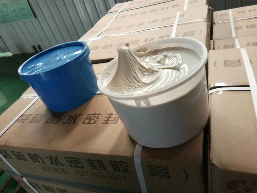 硅藻土与圣诞树与聚氨酯带和橡胶带哪个好
