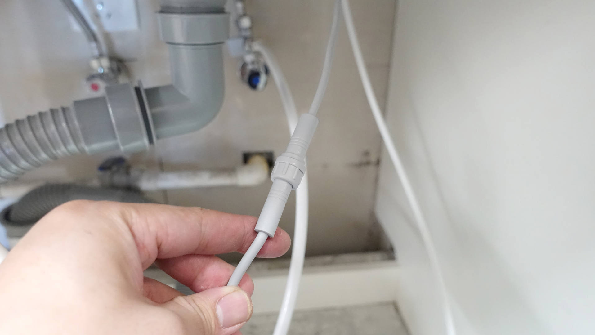 净水器插座是二插还是三插
