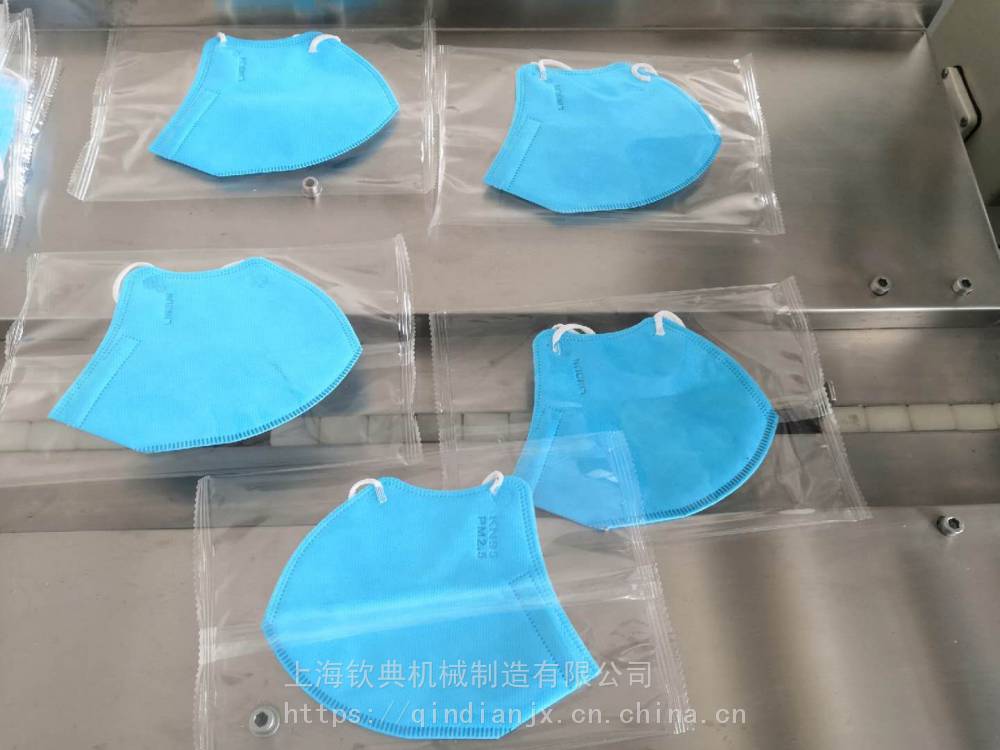 包缝机与防尘口罩垫子一样吗