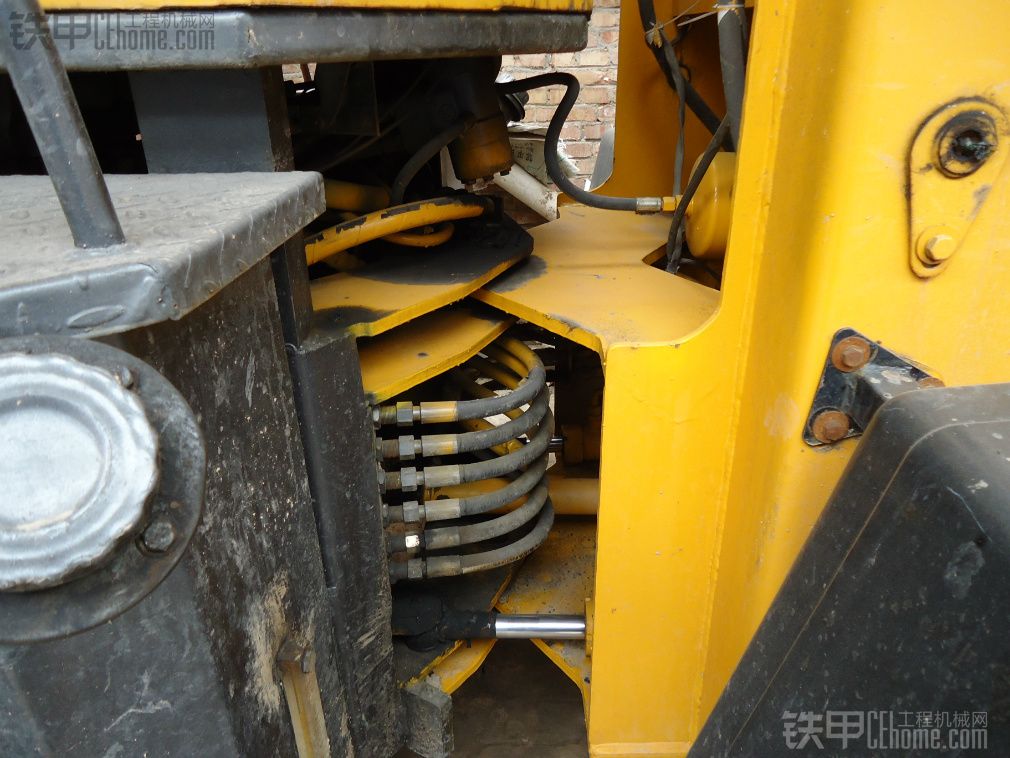 装载机锁怎么接线